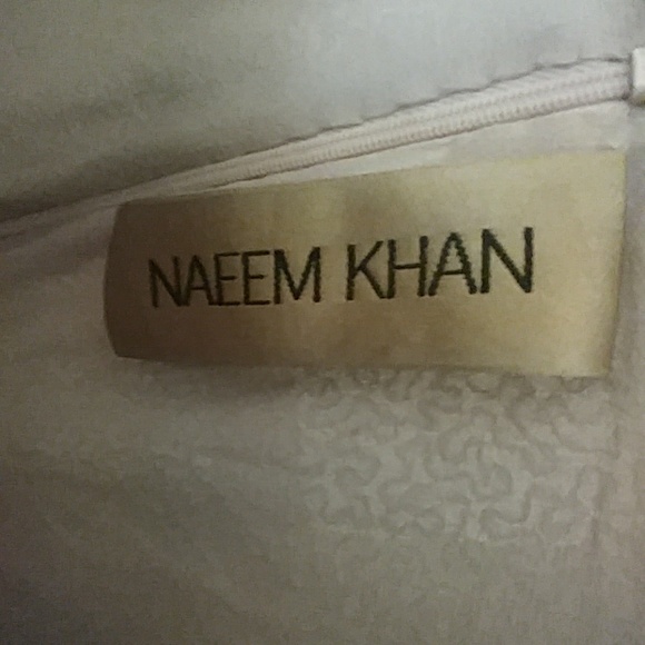 Dress - Picture 2 of 11